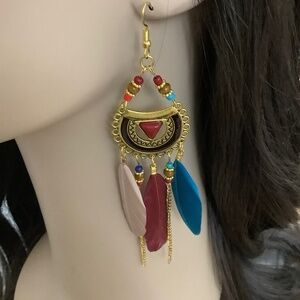 New multicolour feather earrings